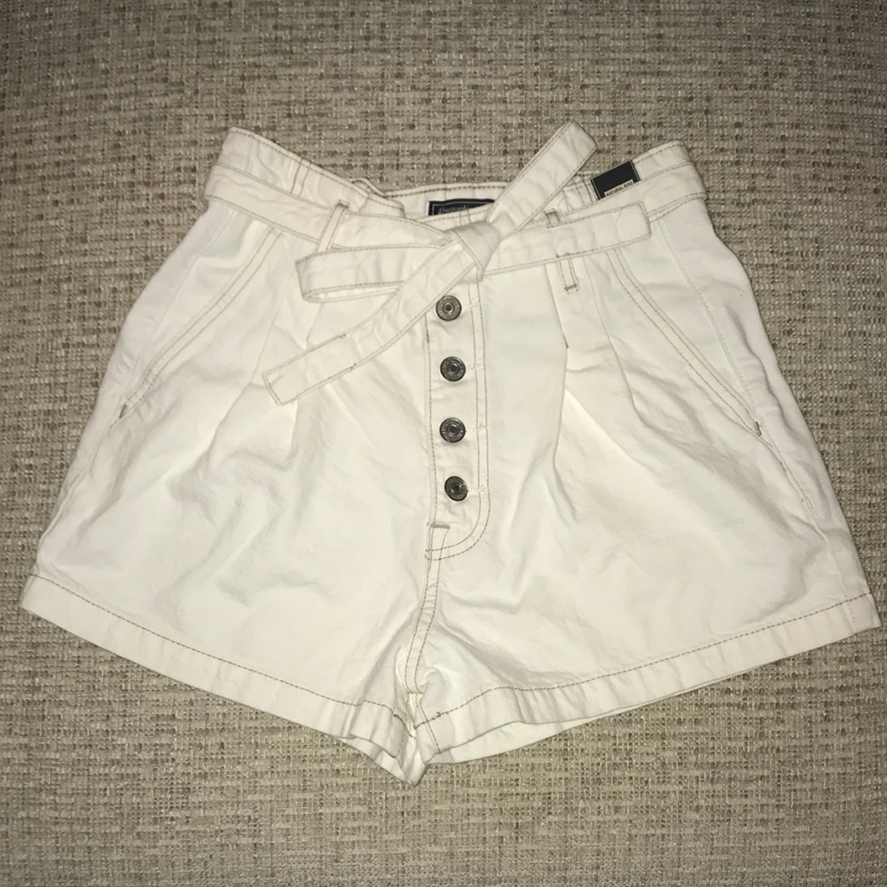 High waisted paper bag shorts